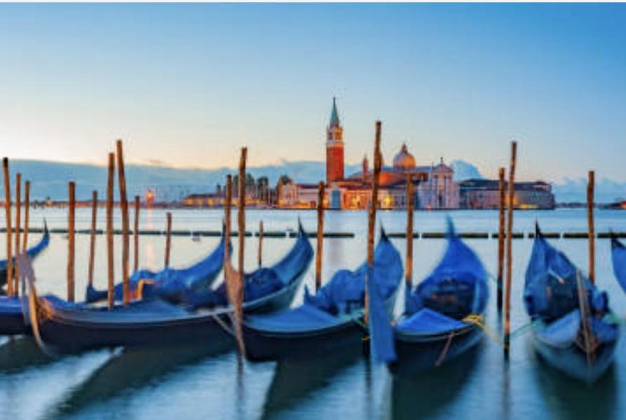 Blue Venetian House Venesia Bagian luar foto