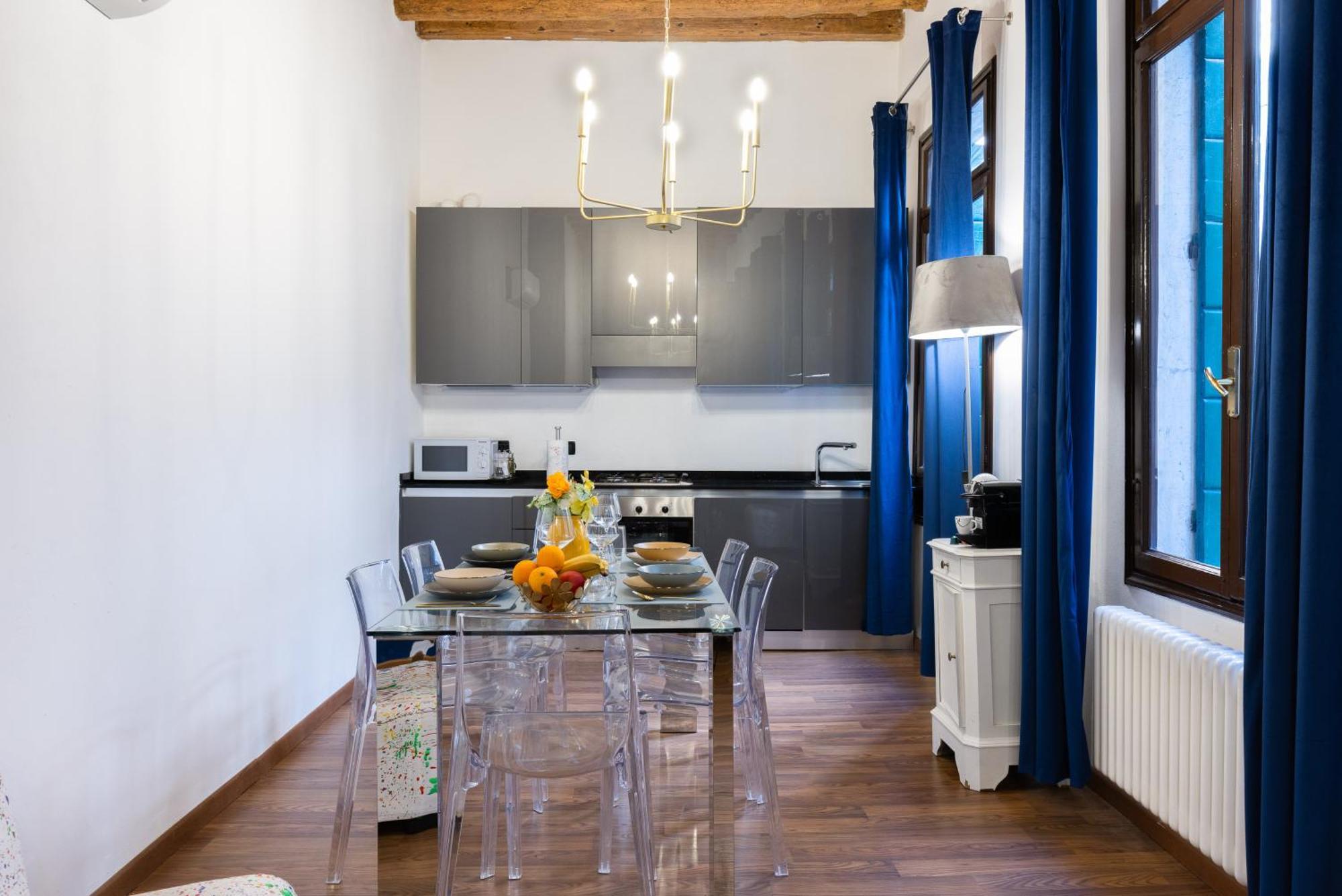 Blue Venetian House Venesia Bagian luar foto